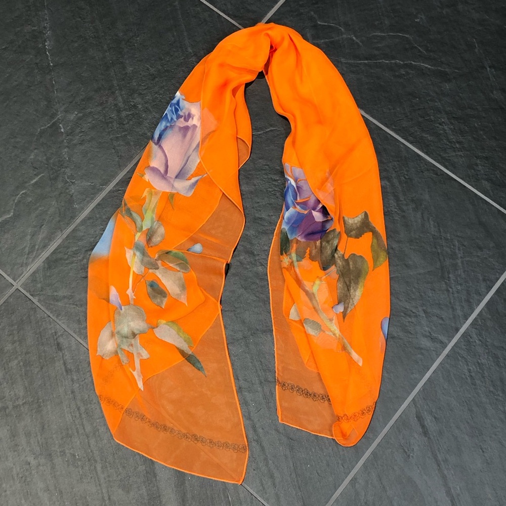 NWT Orange Floral Sheer Scarf Pokeedioty